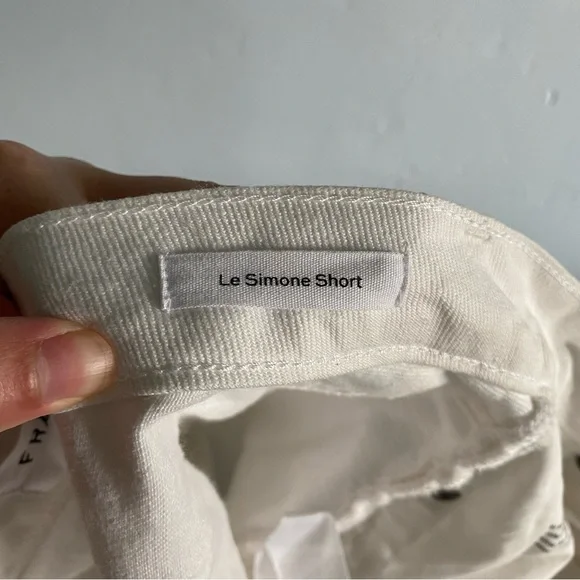Frame Denim Le Simone Shorts in Rumpled Blanc Grind - Picture 11 of 12